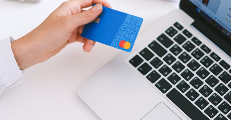 Personalization Ecommerce - Person Holding Bank Card