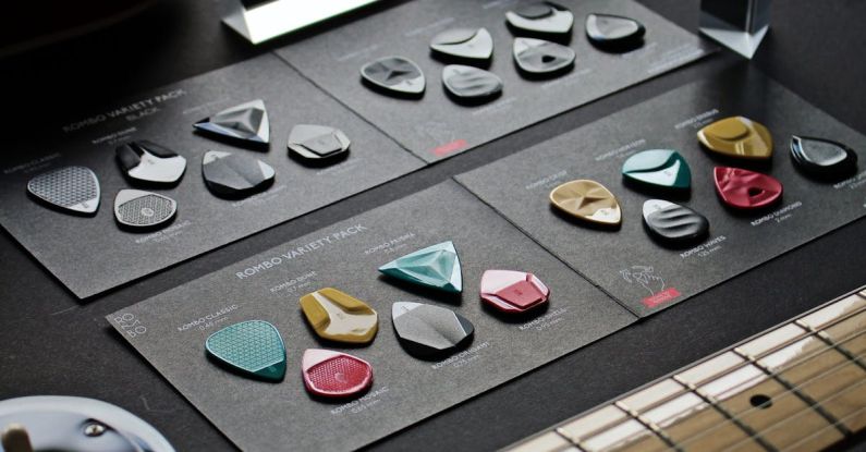 Csr Brand - guitar pick variety pack with different thicknesses and shapes